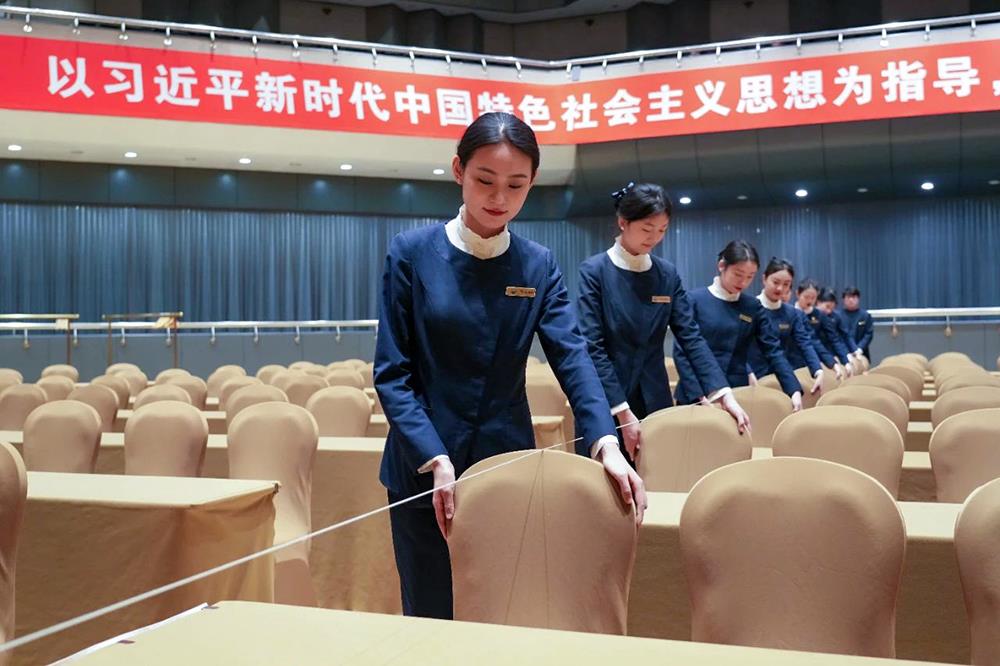 市政協(xié)會(huì)議服務(wù)保障工作圓滿完成，專業(yè)攝影服務(wù)獲好評(píng)